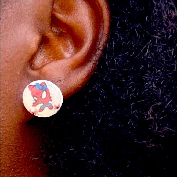 Hello Kitty Spider-Man Inspo Handmade Studded Earrings 🕸️🕷️ - Picture 2 of 3